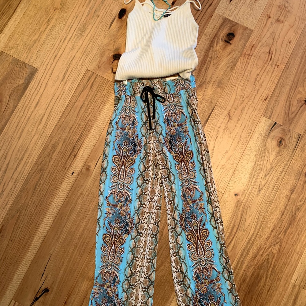 NWT Wide Leg Palazzo Pant